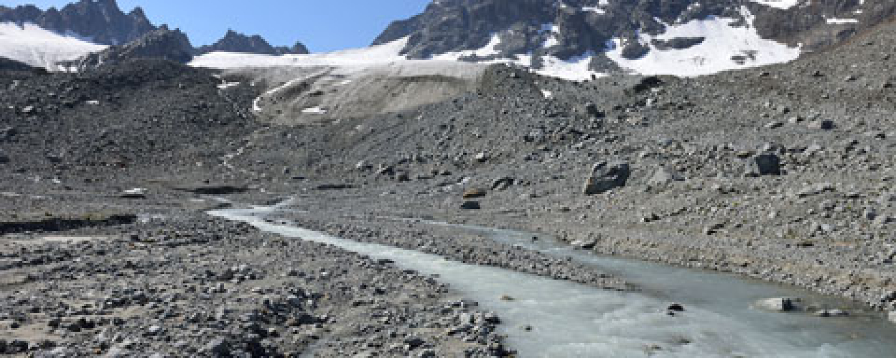 Gletscherbach im Vorfeld des Porchabella-Gletschers.