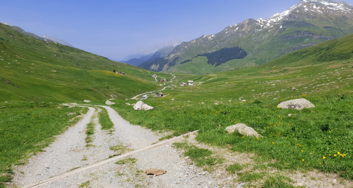 Blick von der Septimerstrasse Richtung Bivio