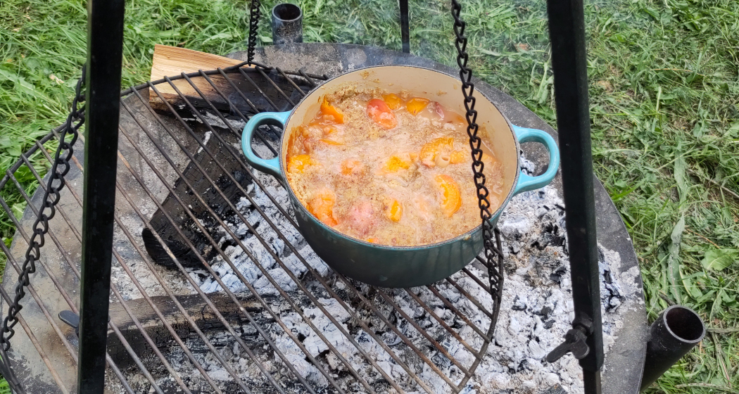 Kochen über dem Feuer (nsp_img_ac2b7e1) Kochen über dem Feuer (nsp_img_ac2b7e1)