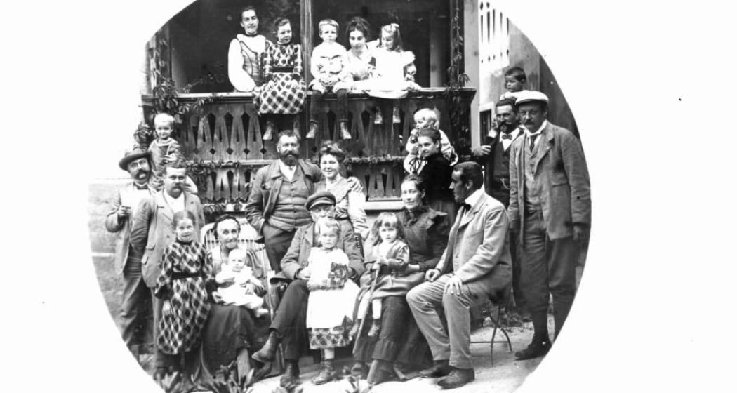 Drei Generationen der Grossfamilie Lorenz. Drei Generationen der Grossfamilie Lorenz.
