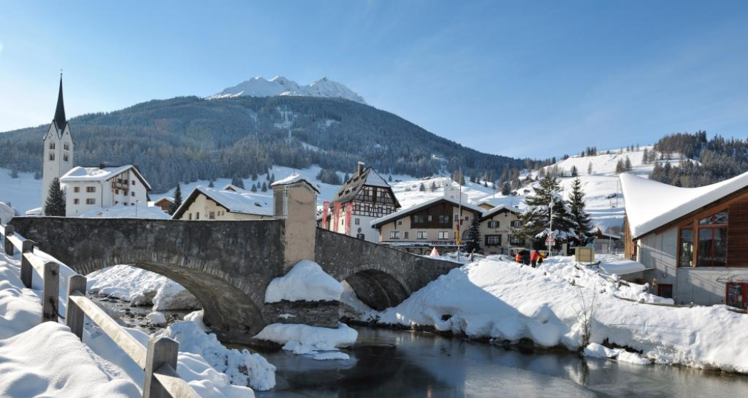 Savognin (oua_23090877_image) Savognin (oua_23090877_image)