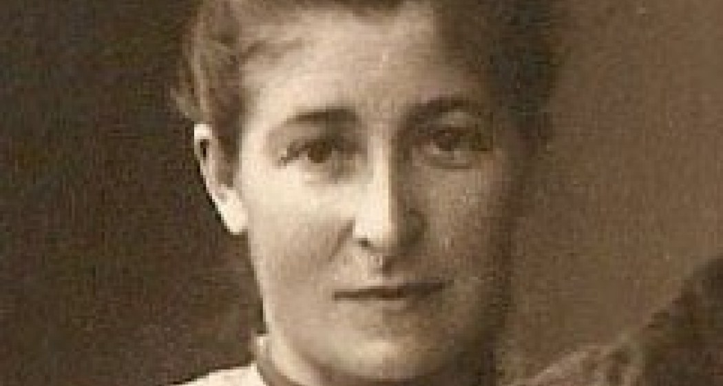 Baba Uffer – Magd der Familie Segantini und Modell für viele von Giovanni Segantinis Bildern. Baba Uffer – Magd der Familie Segantini und Modell für viele von Giovanni Segantinis Bildern.