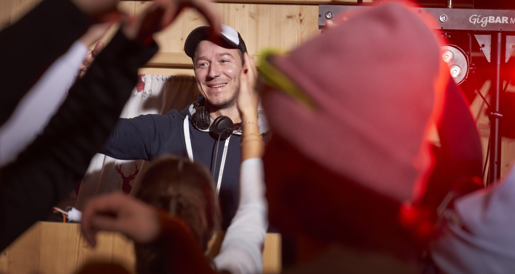 Season End Party mit DJ im "Alpen Chic" (gdl_895067888_image) Season End Party mit DJ im "Alpen Chic" (gdl_895067888_image)