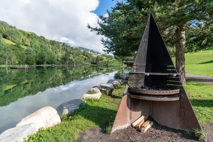 Grillstelle Lai Barnagn (oua_42858720_image) Grillstelle Lai Barnagn (oua_42858720_image)