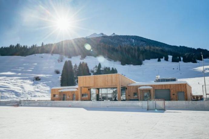 Öffentliche Toilette ewz-Arena La Nars Savognin (oua_611967971_image)