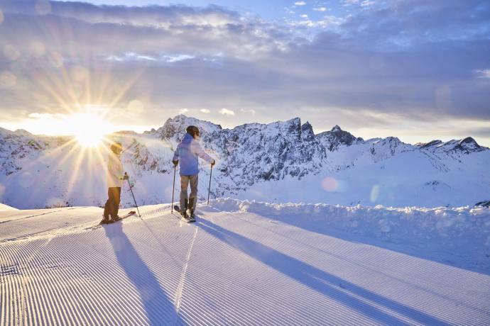 Early Bird Skifahren Savognin Februar (gdl_839981794_image) Early Bird Skifahren Savognin Februar (gdl_839981794_image)
