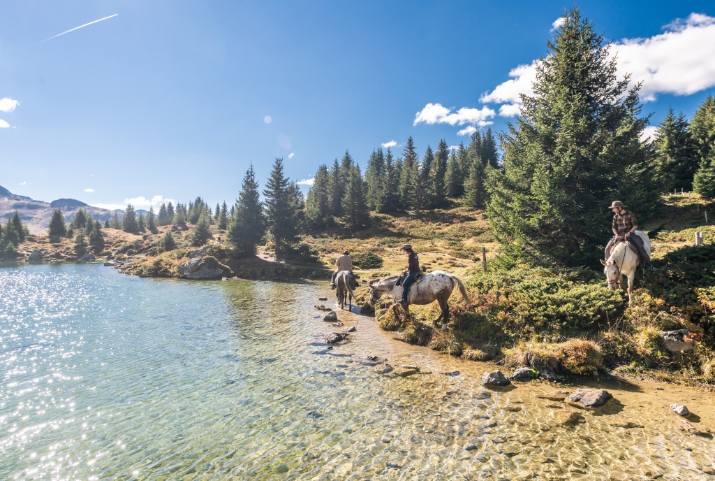 Alp Flix Reiten Bergsee