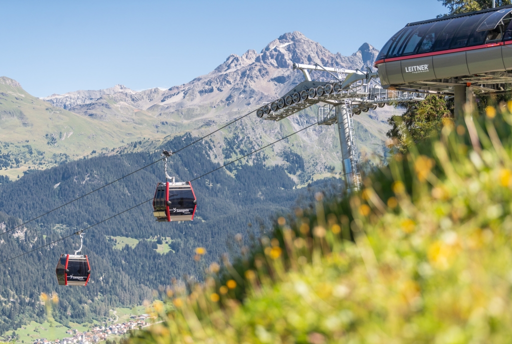 savognin bergbahnen gondelbahn somtgant im sommer