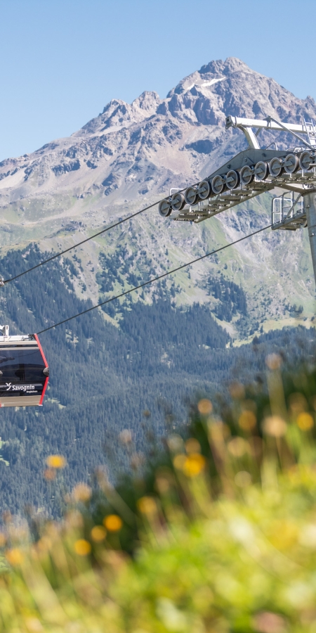 savognin bergbahnen gondelbahn somtgant im sommer