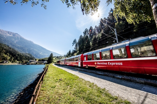 RhB Lago Poschiavo Bernina Express RhB Lago Poschiavo Bernina Express
