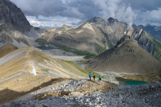 Wandern Piz Ela Lorenz A. Fischer Bergsee Wandern Piz Ela Lorenz A. Fischer Bergsee