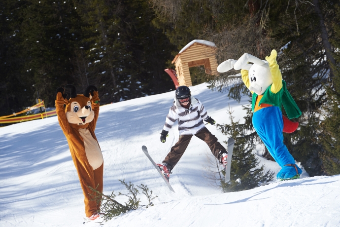 Flurins Maskottchen auf der Piste 2