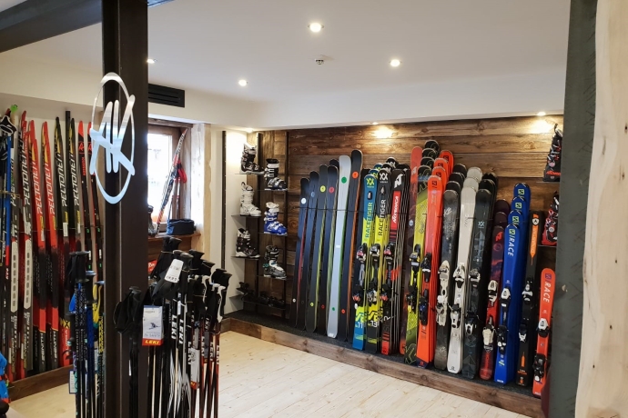 good-time-bivio-sportgeschäft-graubünden-ski-snowboard-freeride-vermietung good-time-bivio-sportgeschäft-graubünden-ski-snowboard-freeride-vermietung