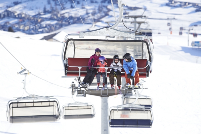Schneespass für die ganze Familie