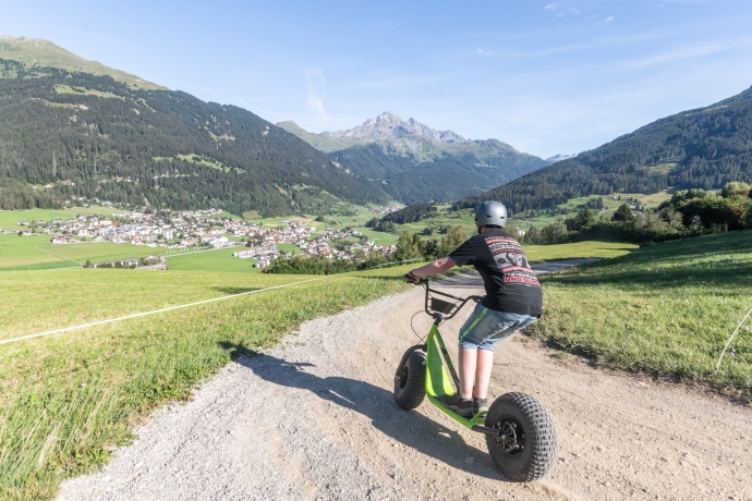 trottinett savognin graubünden schweiz trottinett savognin graubünden schweiz